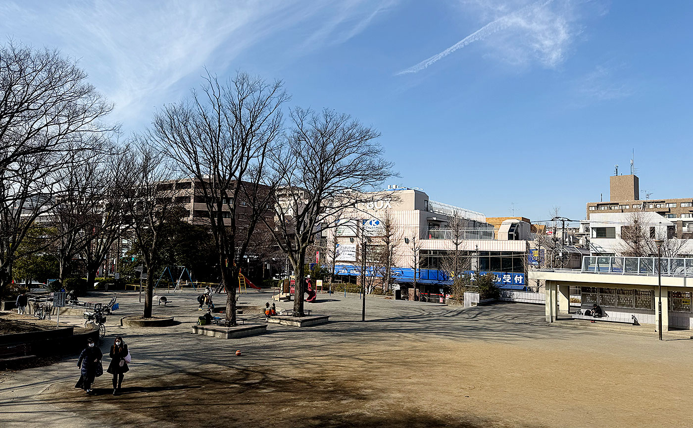 藤が丘駅前公園