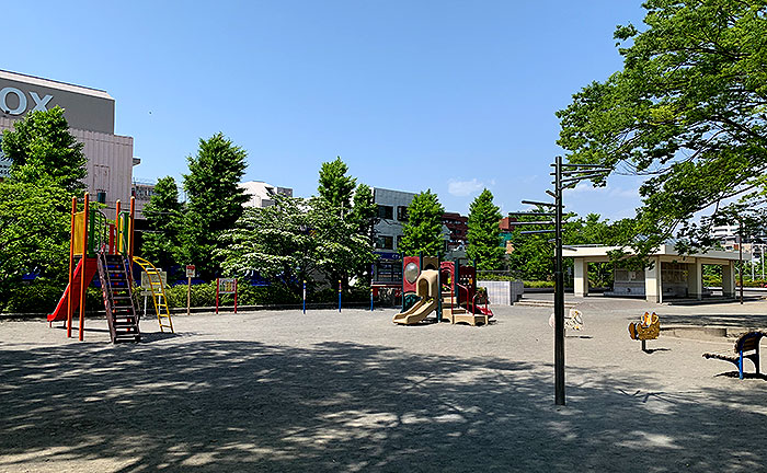 藤が丘駅前公園