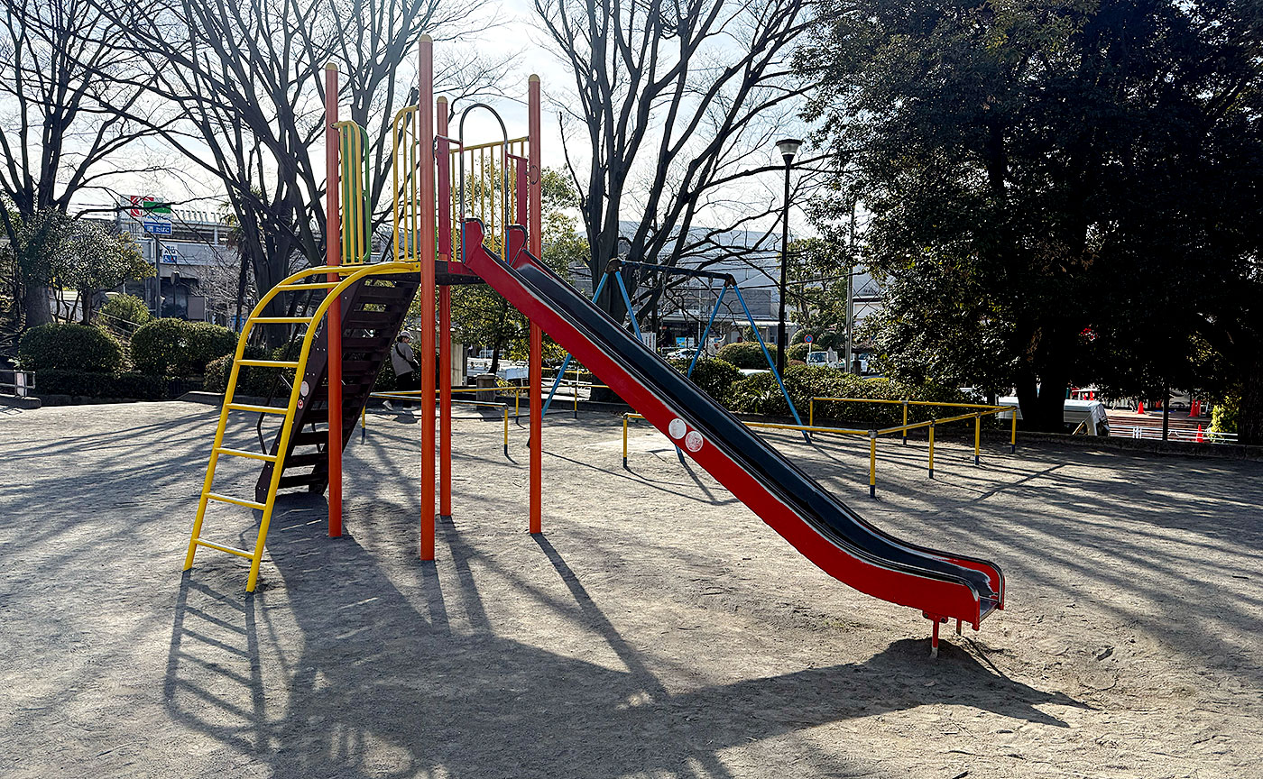 藤が丘駅前公園
