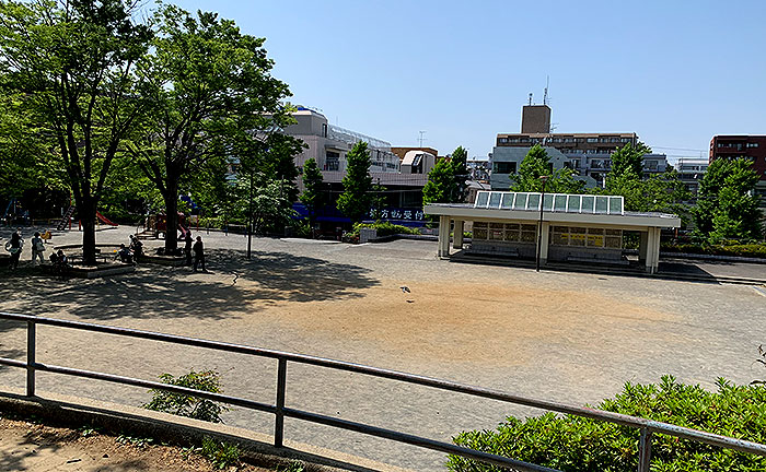 藤が丘駅前公園