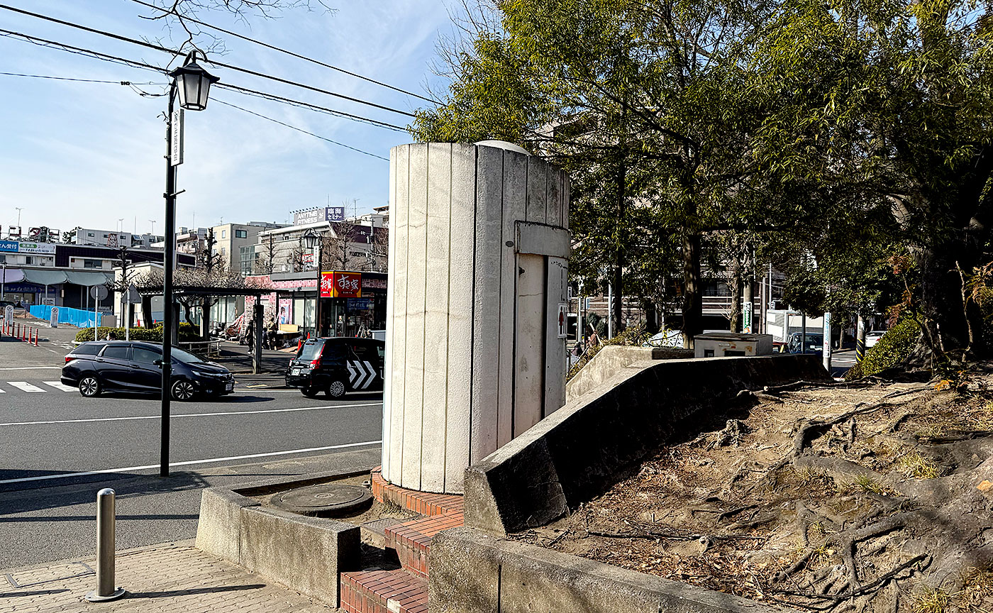 藤が丘駅前公園
