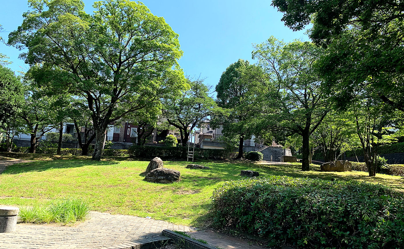 桂台二丁目第三公園