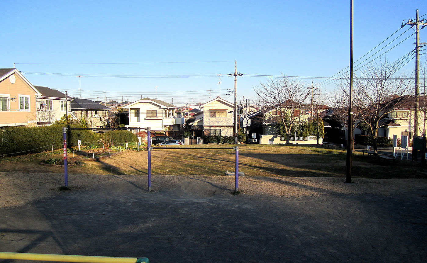 桂台二丁目第四公園