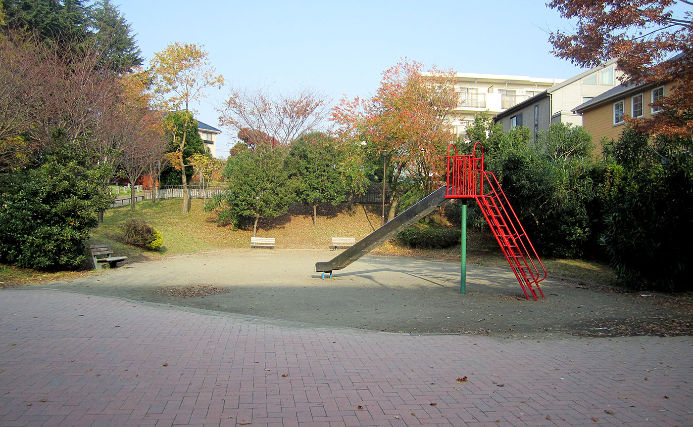 新石川日向第二公園