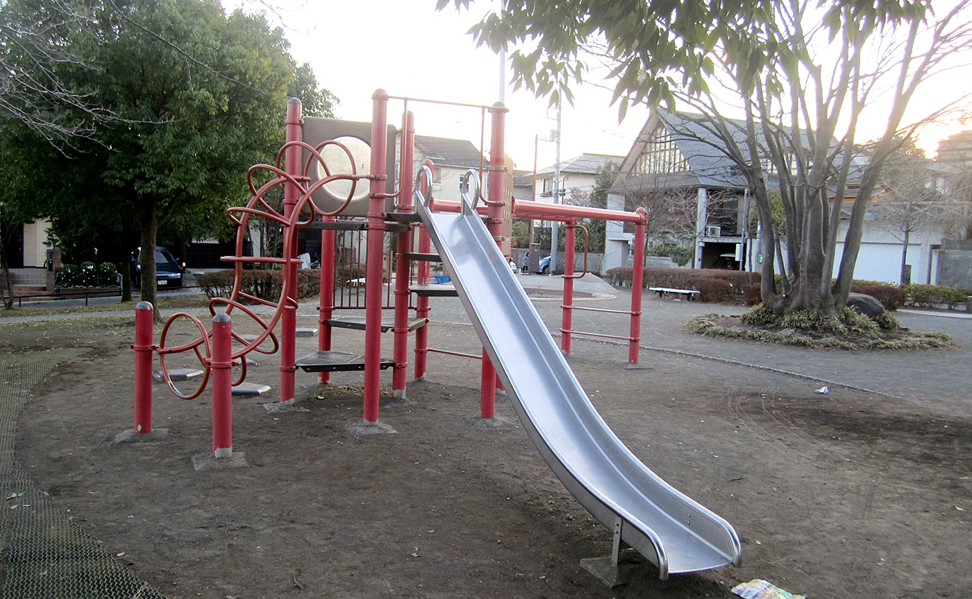 奈良二丁目長谷公園
