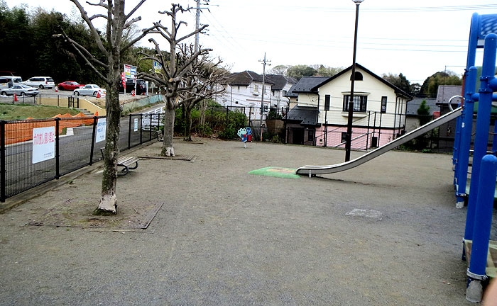 王禅寺けやき公園