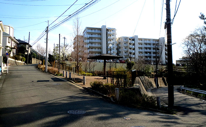 百合丘3丁目ふれあい公園