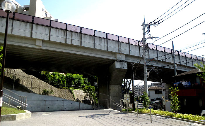 上麻生5丁目公園