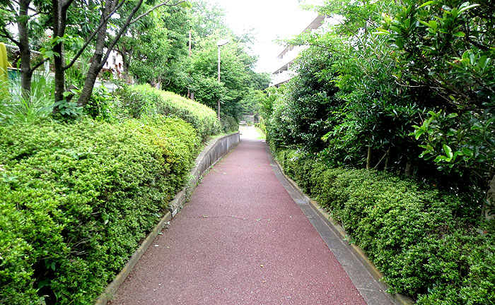 東百合丘3丁目こども公園