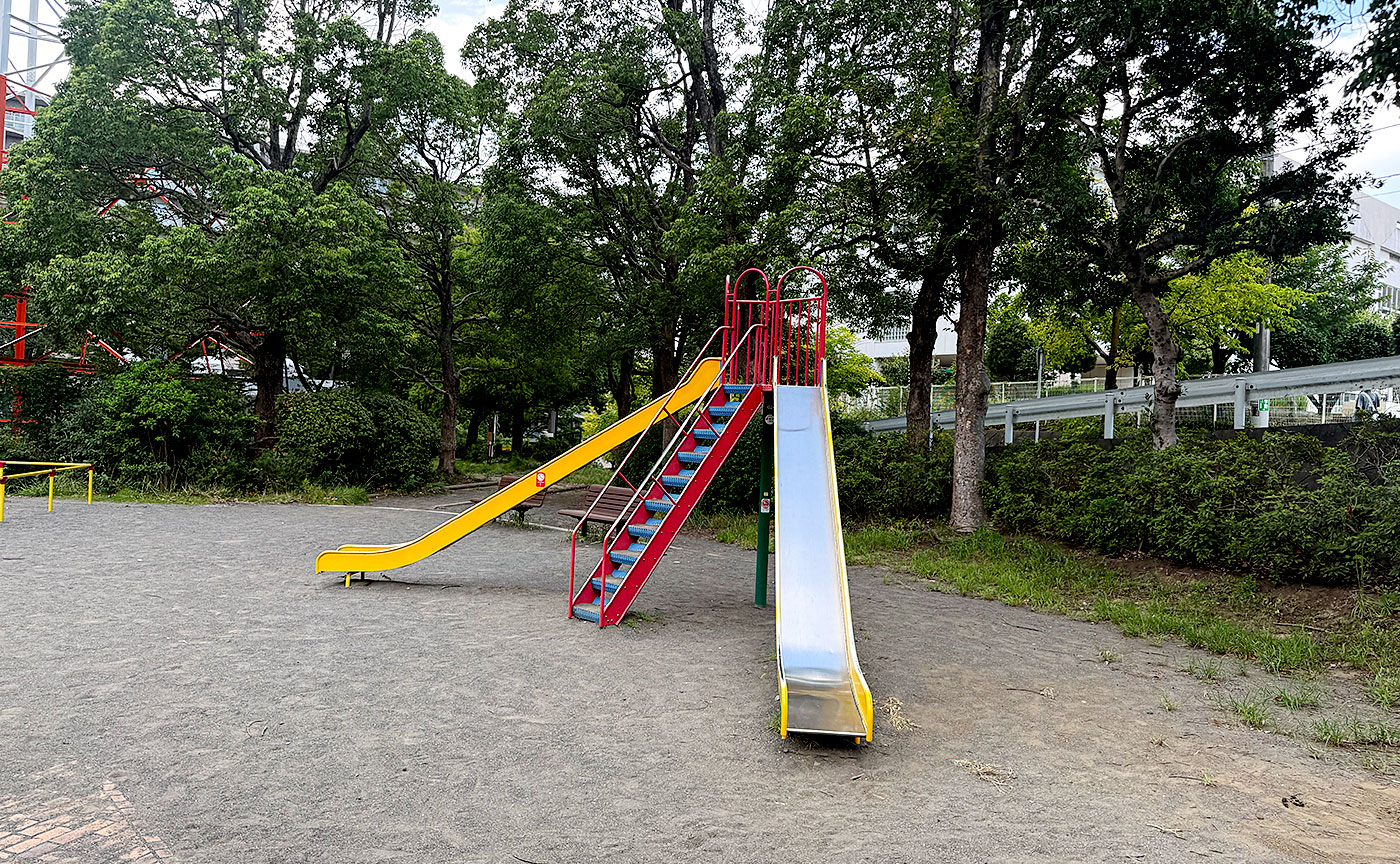 上麻生隠れ谷公園