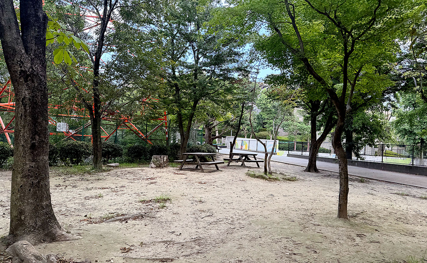 上麻生隠れ谷公園