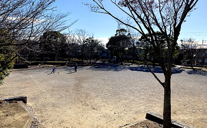 長月公園