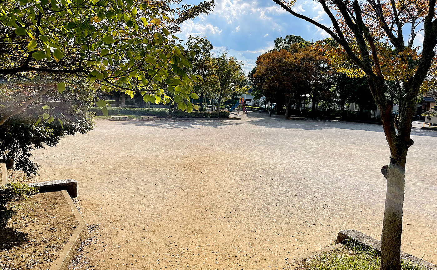 長月公園