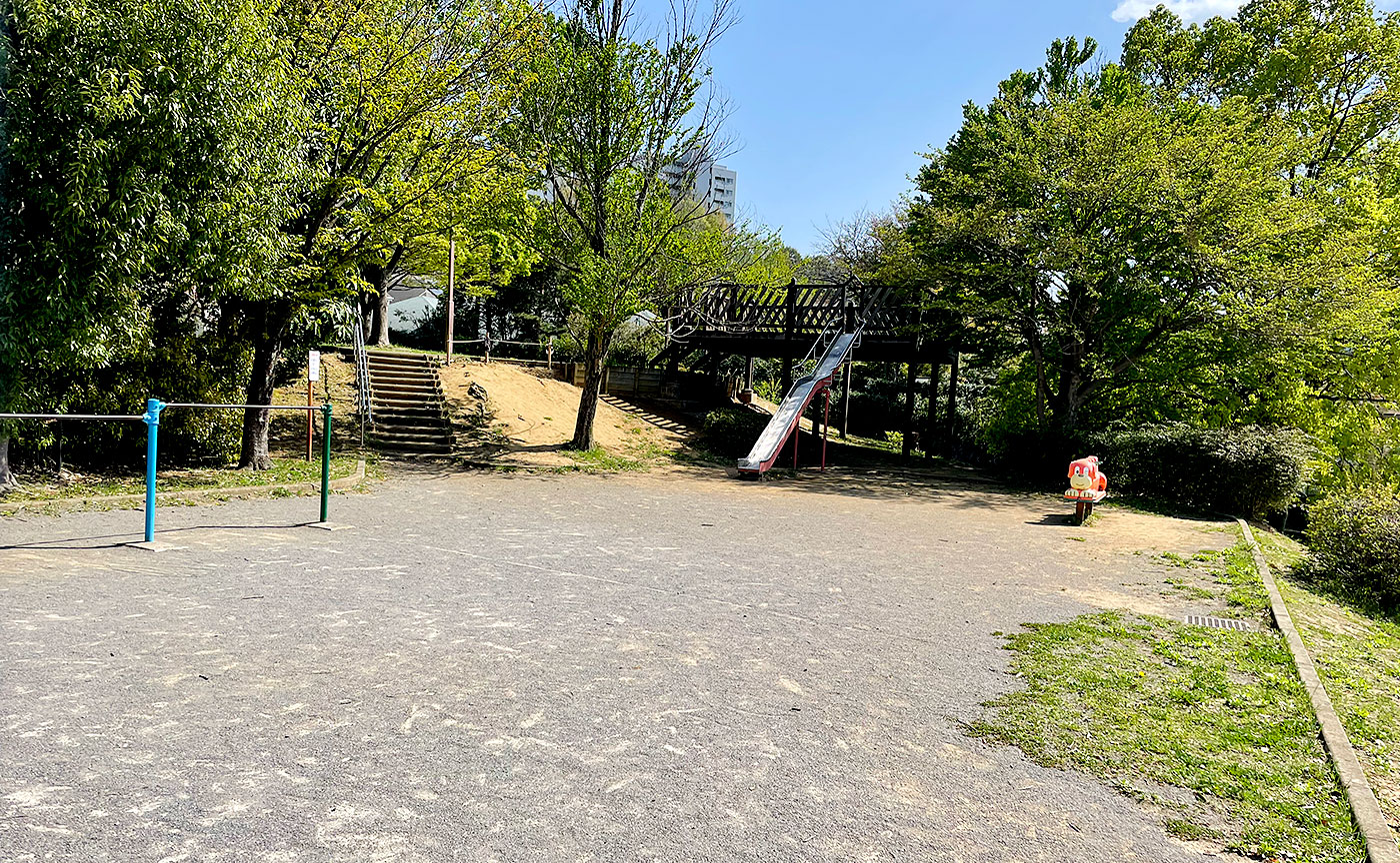 松木川端公園