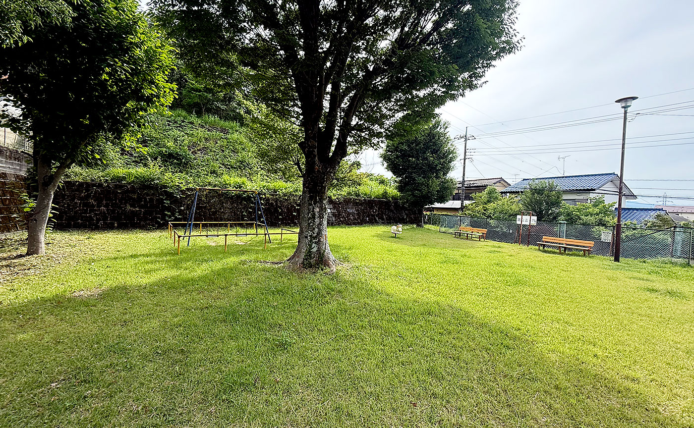 絹ヶ丘公園
