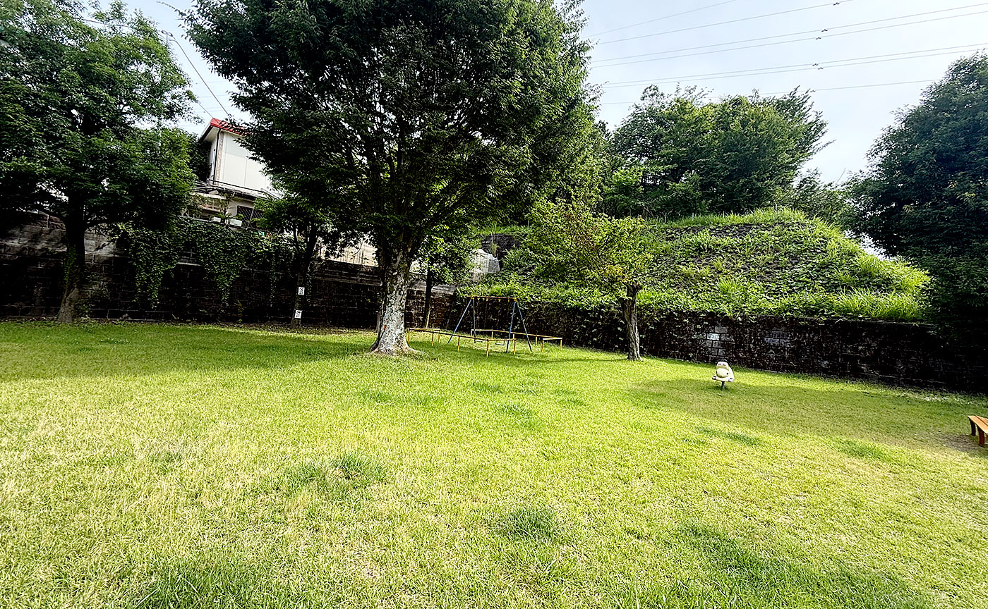 絹ヶ丘公園