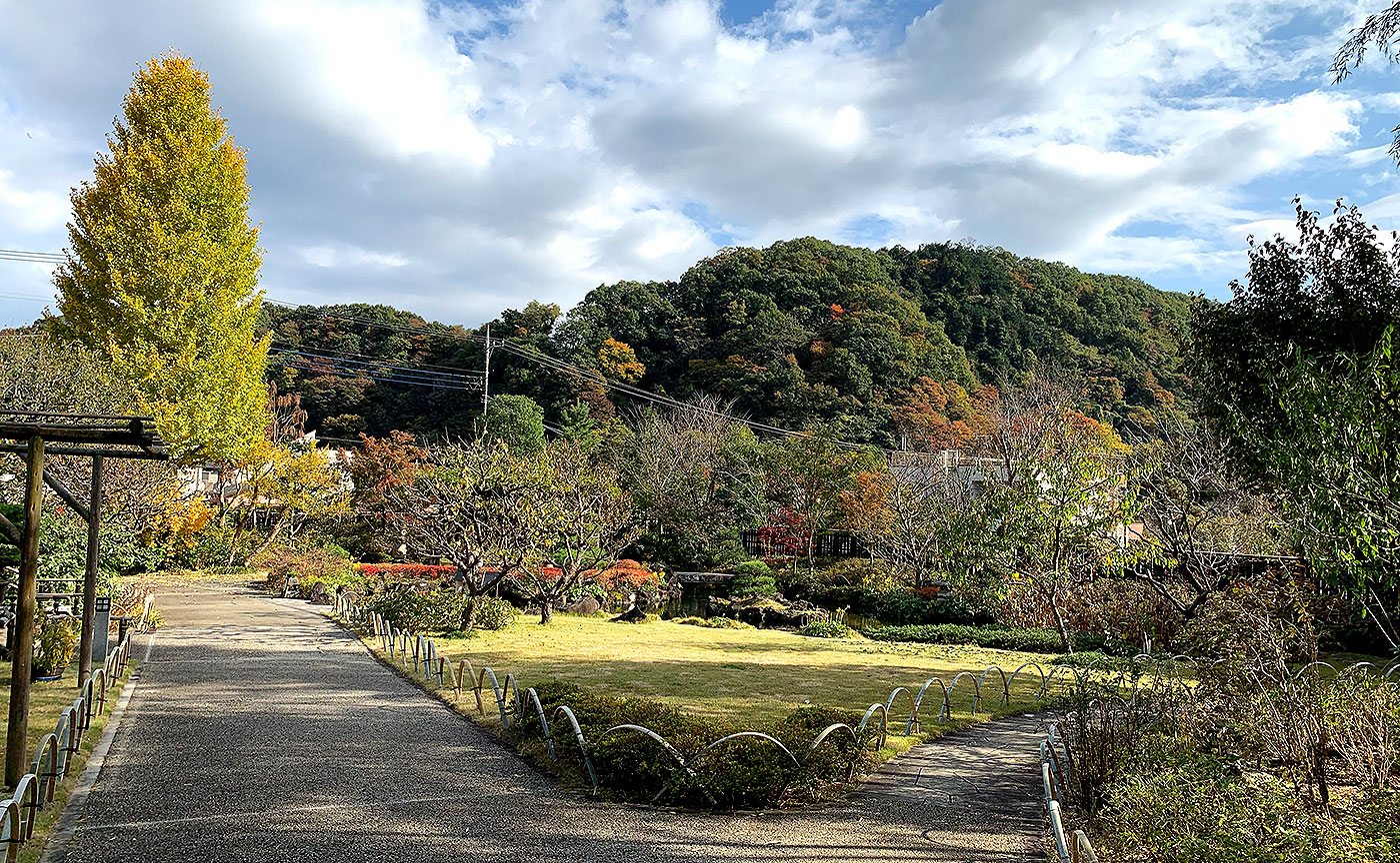 高尾駒木野庭園