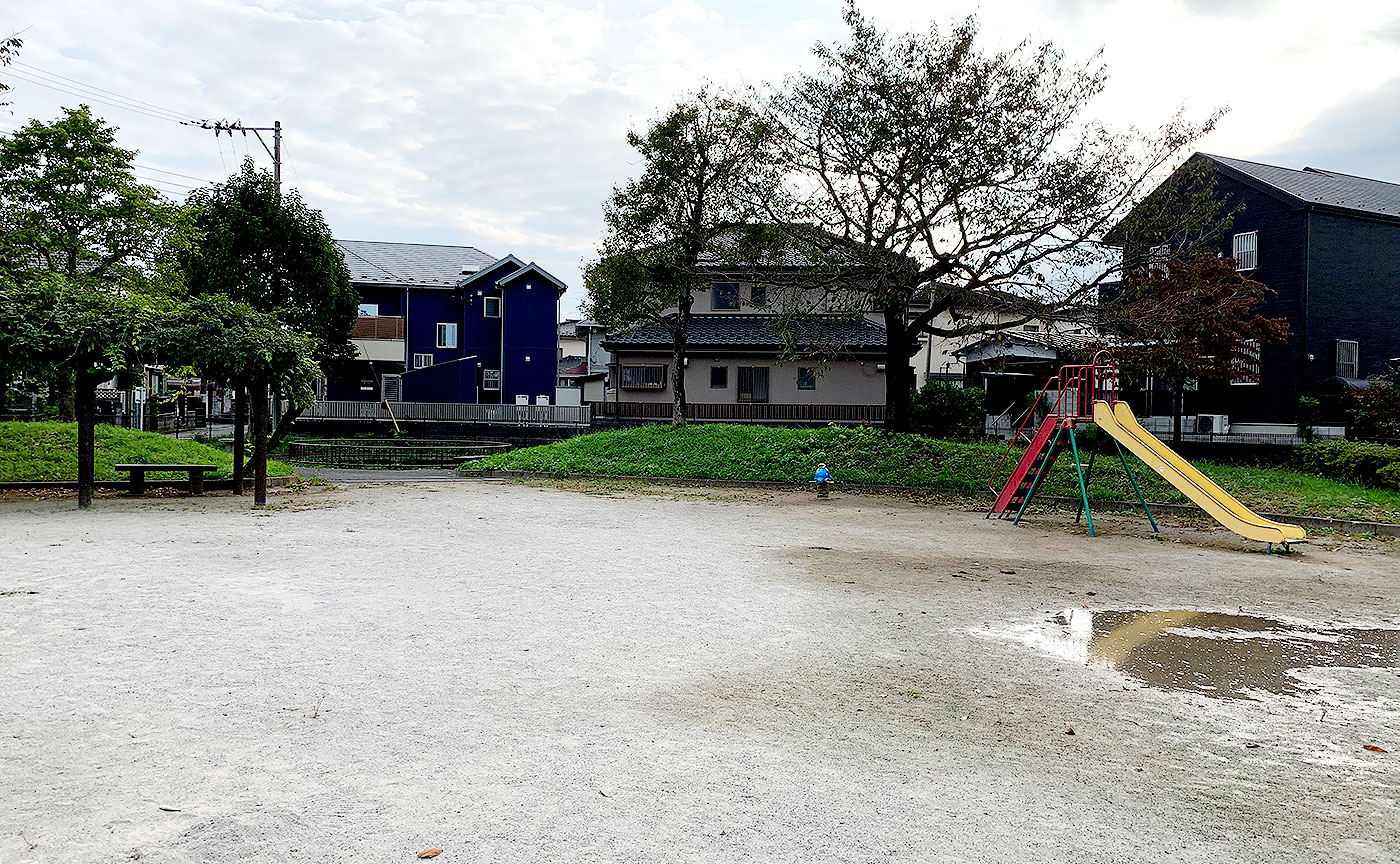 泉町弁天池児童遊園