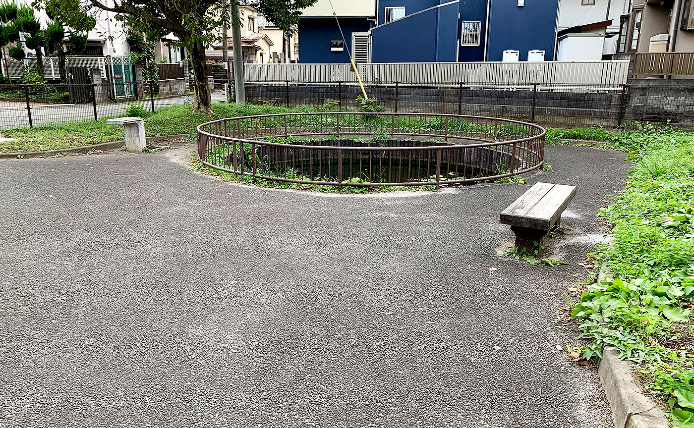 泉町弁天池児童遊園