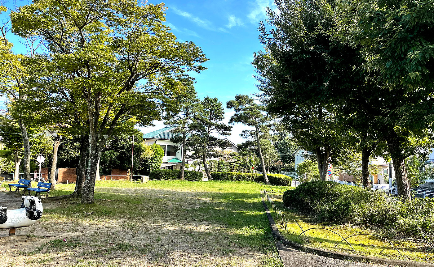 左入公園