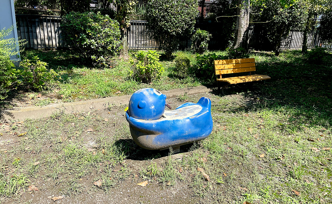 滝山すみれ公園