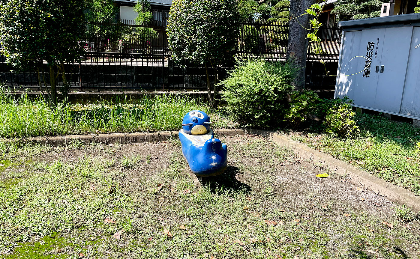 滝山すみれ公園