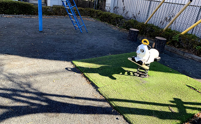 大丸天神山下児童公園