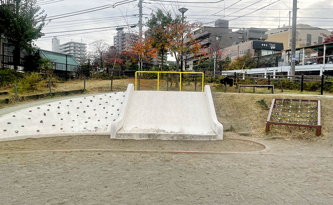 亀山下公園
