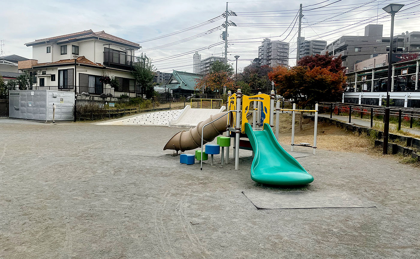 亀山下公園