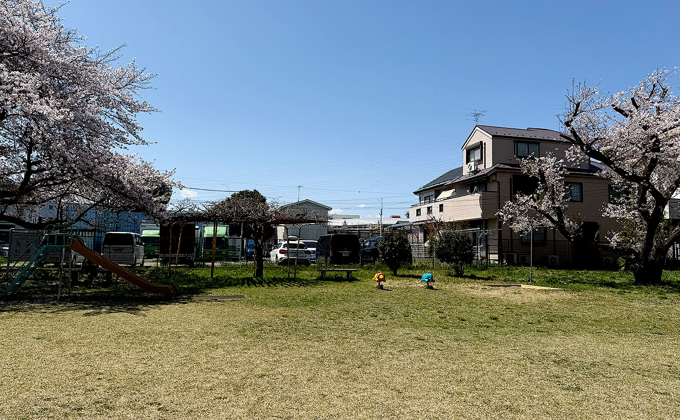 大丸河原方児童公園