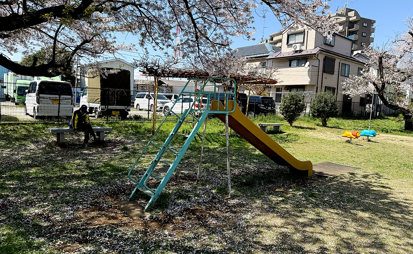 大丸河原方児童公園