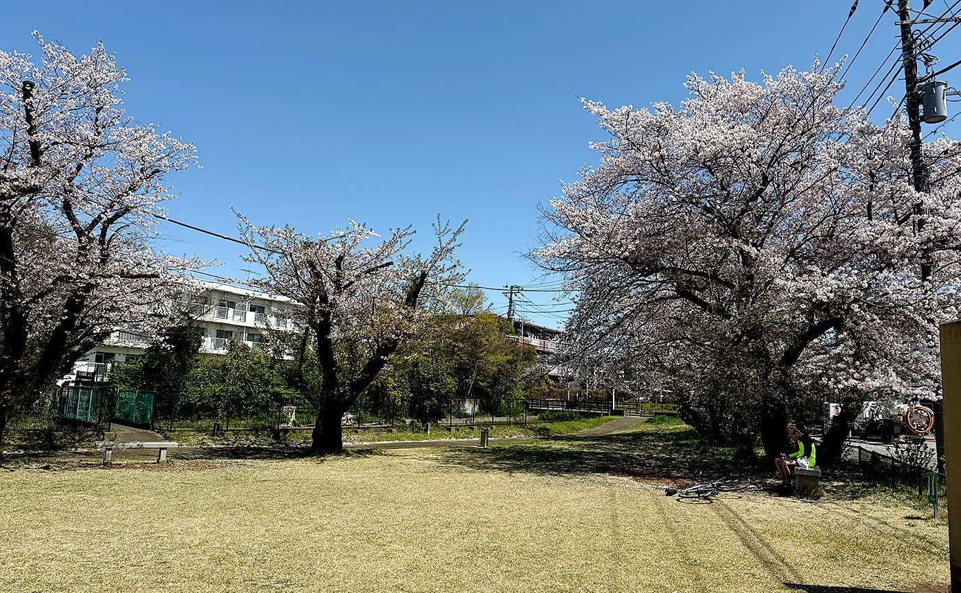 大丸河原方児童公園