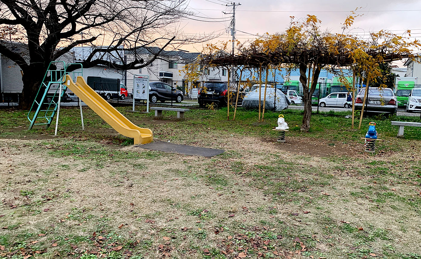 大丸河原方児童公園