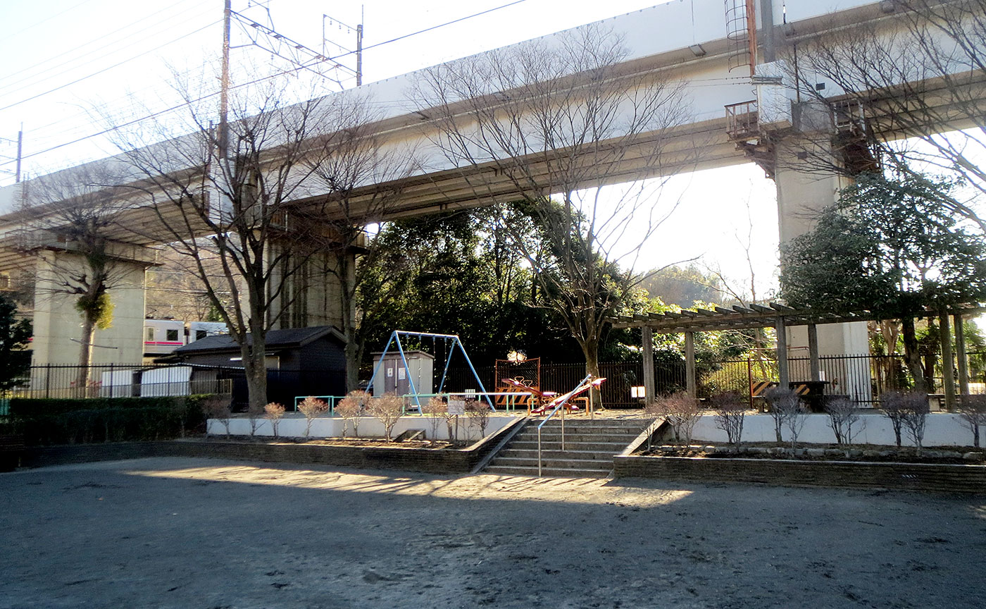 百村神化児童公園