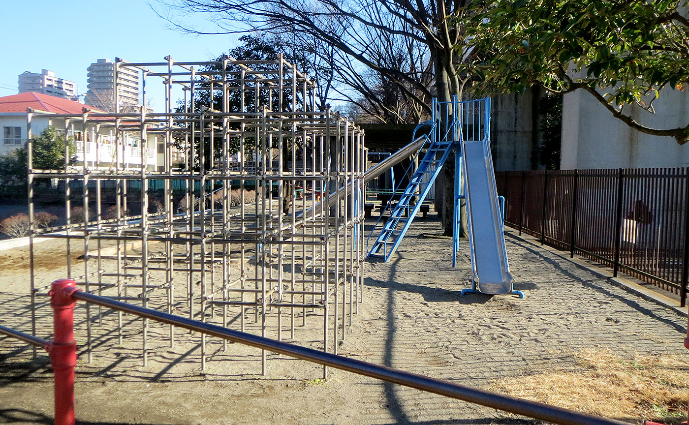 百村神化児童公園