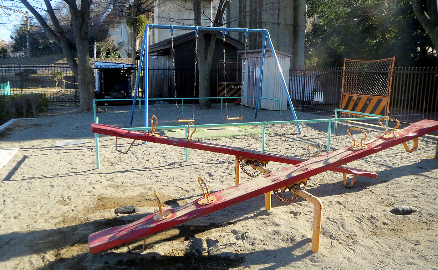 百村神化児童公園