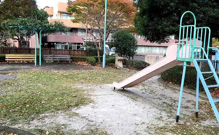 薬師台風の子公園