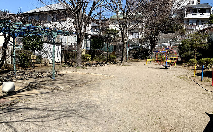 八町山児童公園