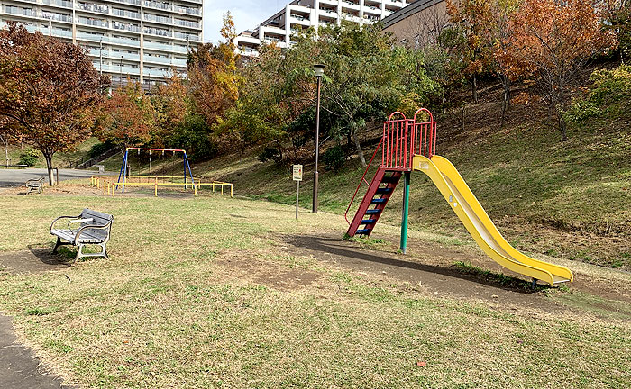 三ツ目山公園