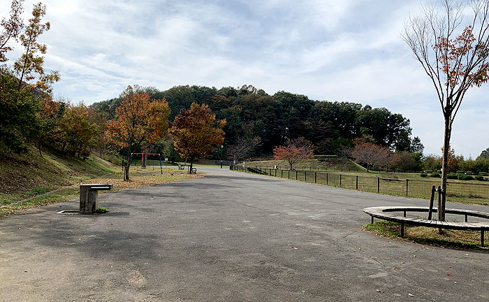 三ツ目山公園