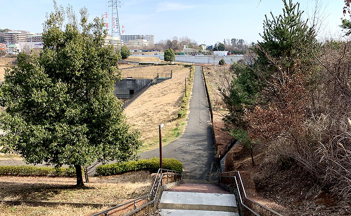 小山上沼公園