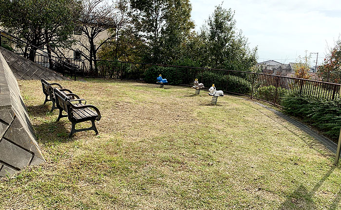 三ツ目山公園