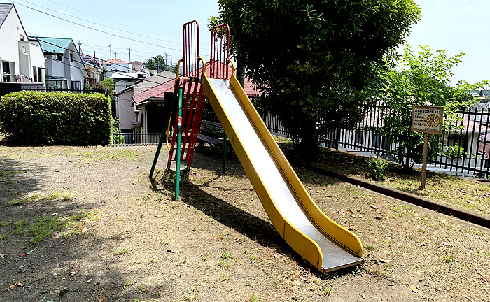 玉川学園新玉園台児童公園