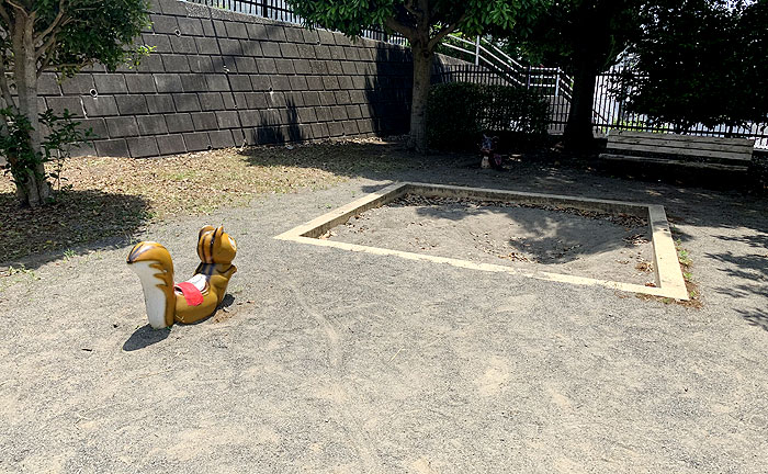 玉川学園5丁目児童公園