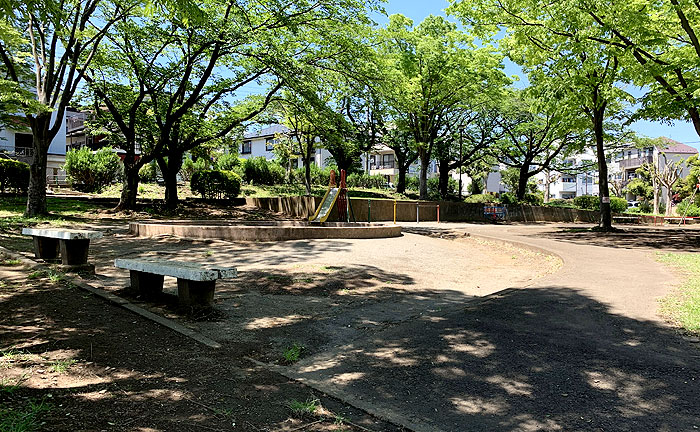 かぶと塚公園