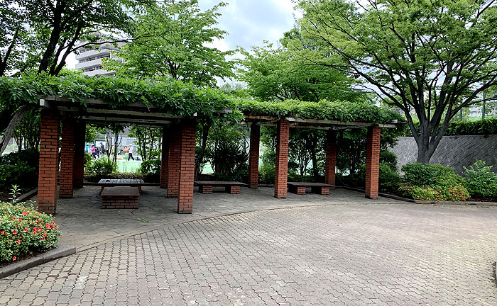 鶴川中央公園