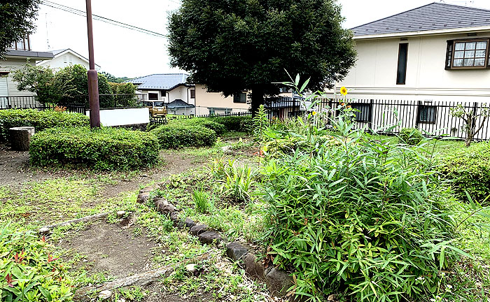 玉川学園長坂児童公園