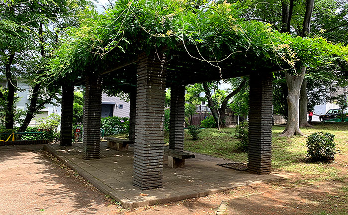 鶴川若草児童公園