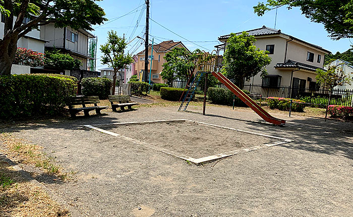 玉川学園すみれ児童公園