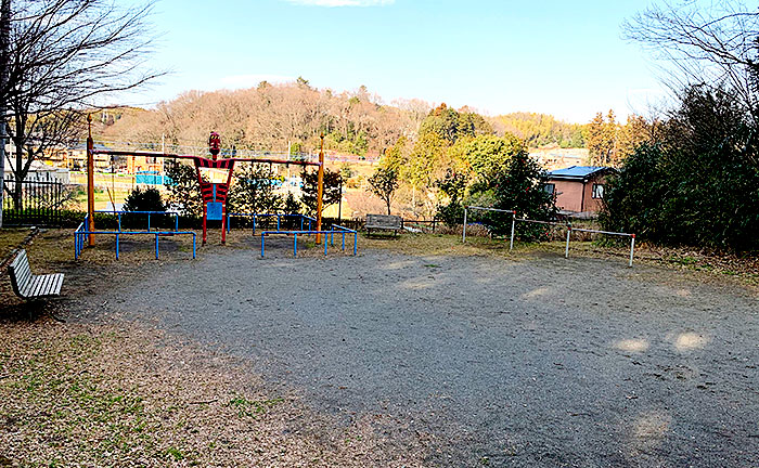 下小山田やまのは公園